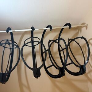 Black Hanging Wig Holders - Set of 5